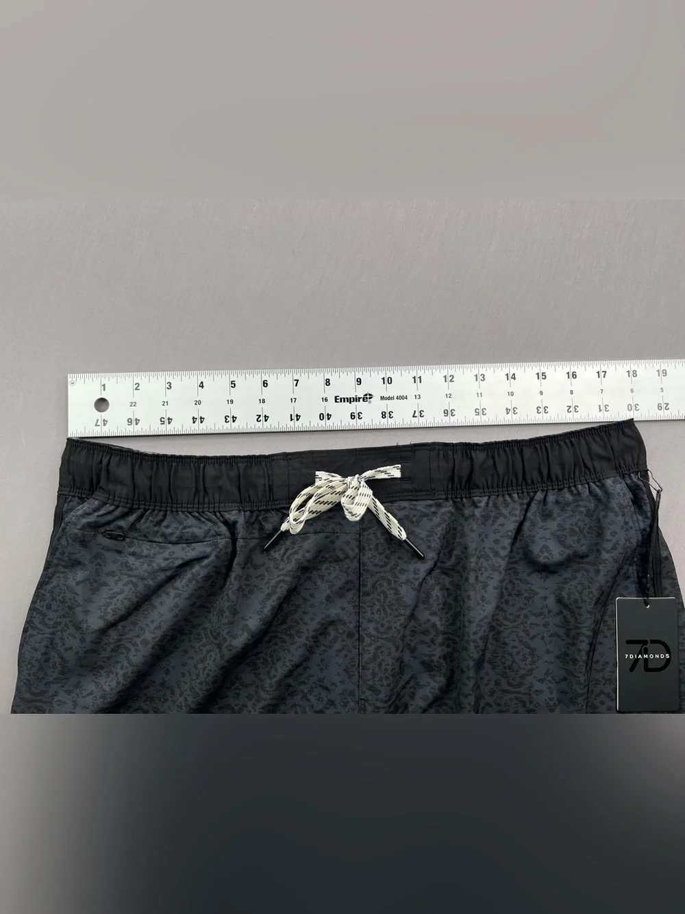 7 DIAMONDS CORE ACTIVE ATHLETIC SHORTS